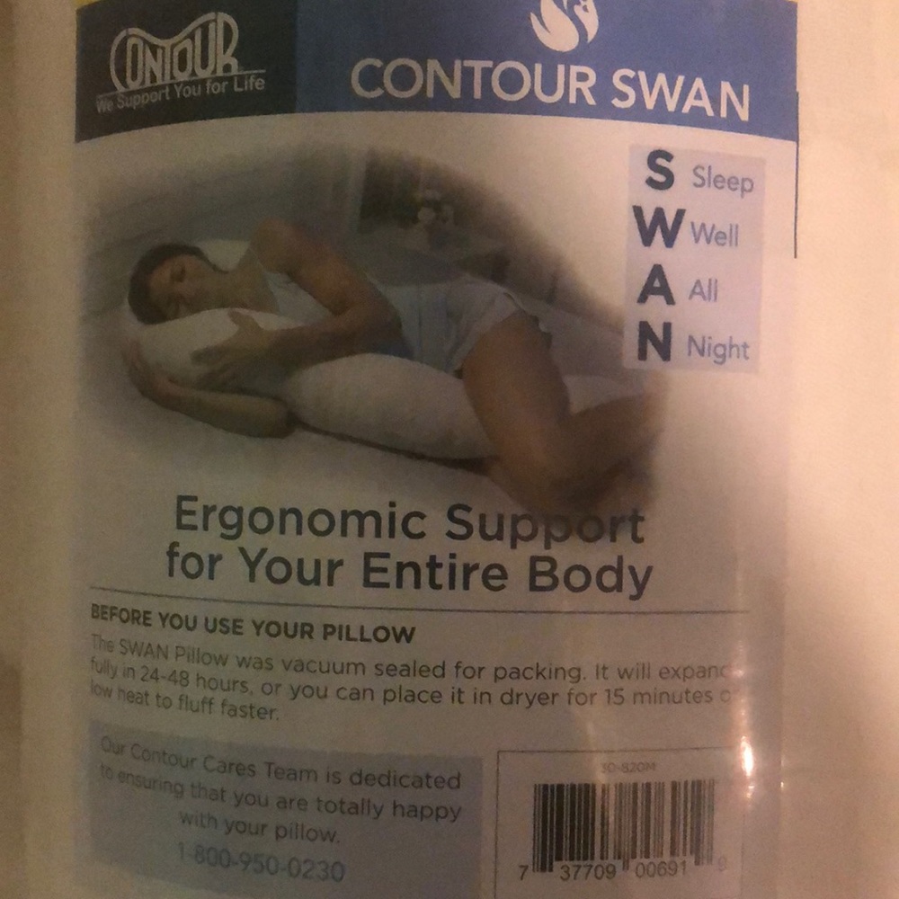Contour Swan Body Pillow with pillowcase and mesh bag